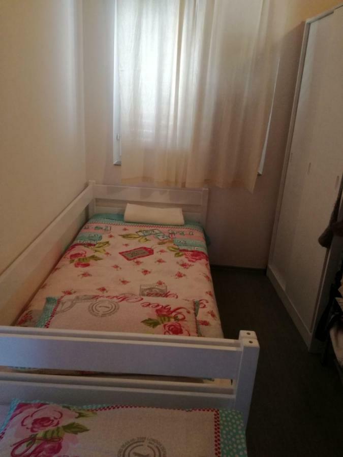 Apartman Klara Murter Exterior foto